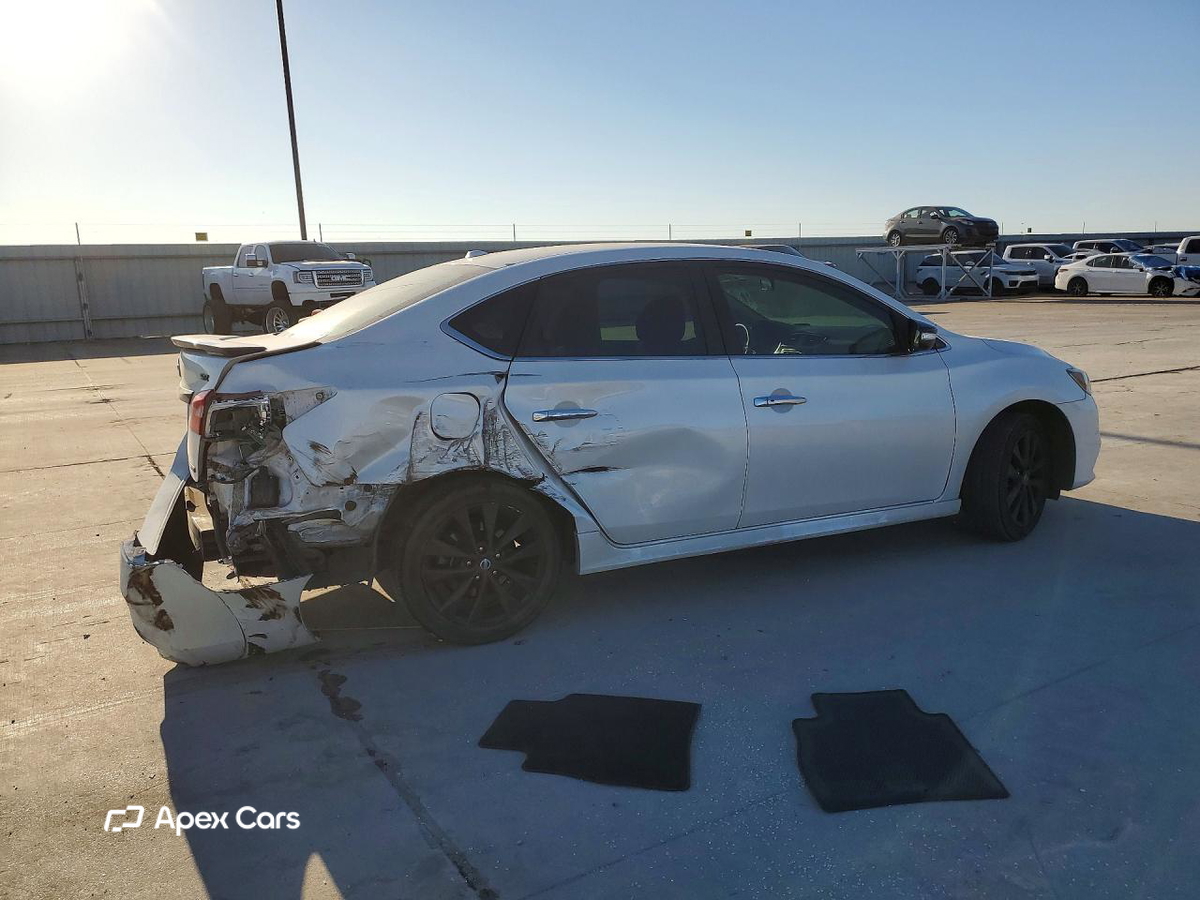 Nissan Sentra 2018