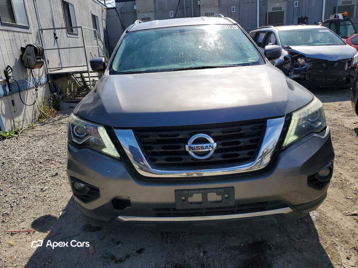 Nissan Pathfinder 2019