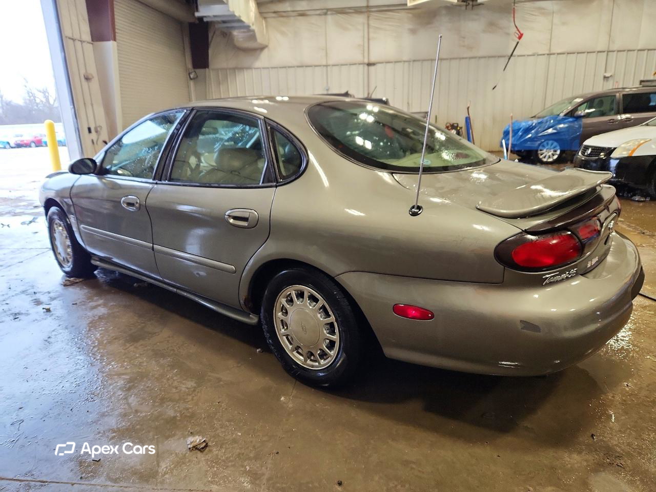 Ford Taurus 1998