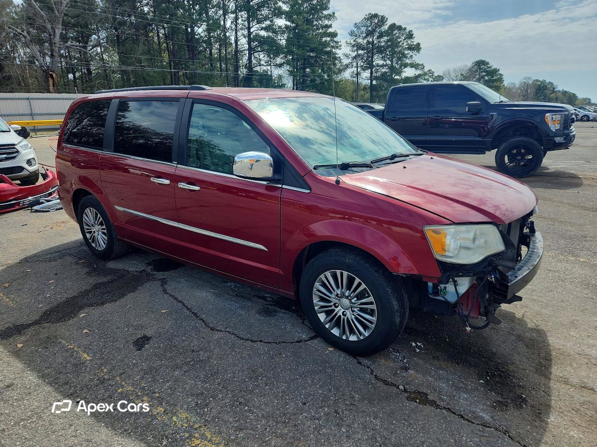 Chrysler Voyager 2013