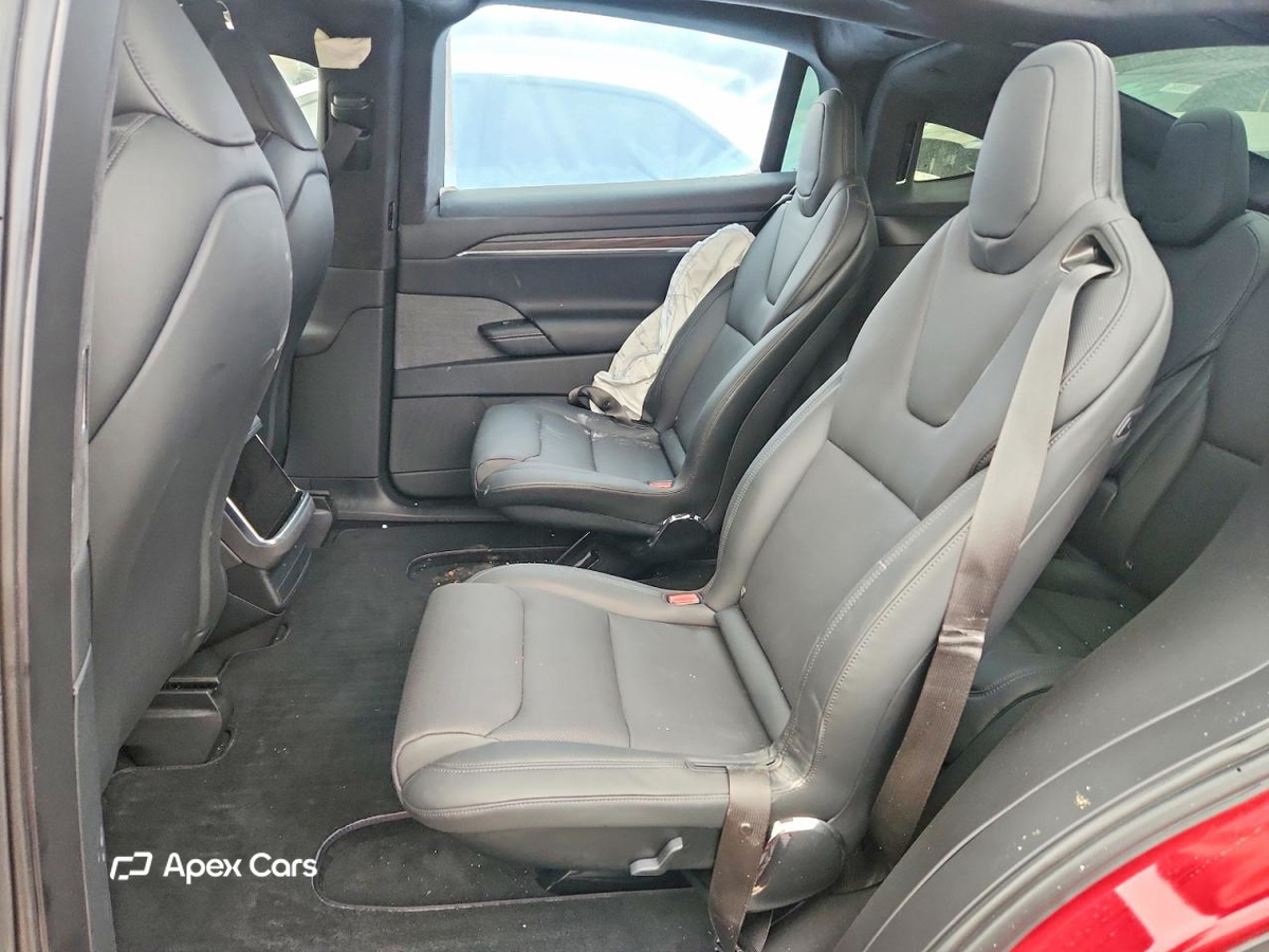 Tesla Model X 2025