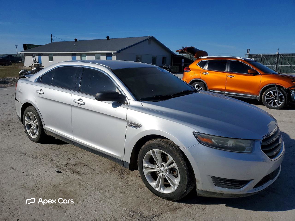 Ford Taurus 2015