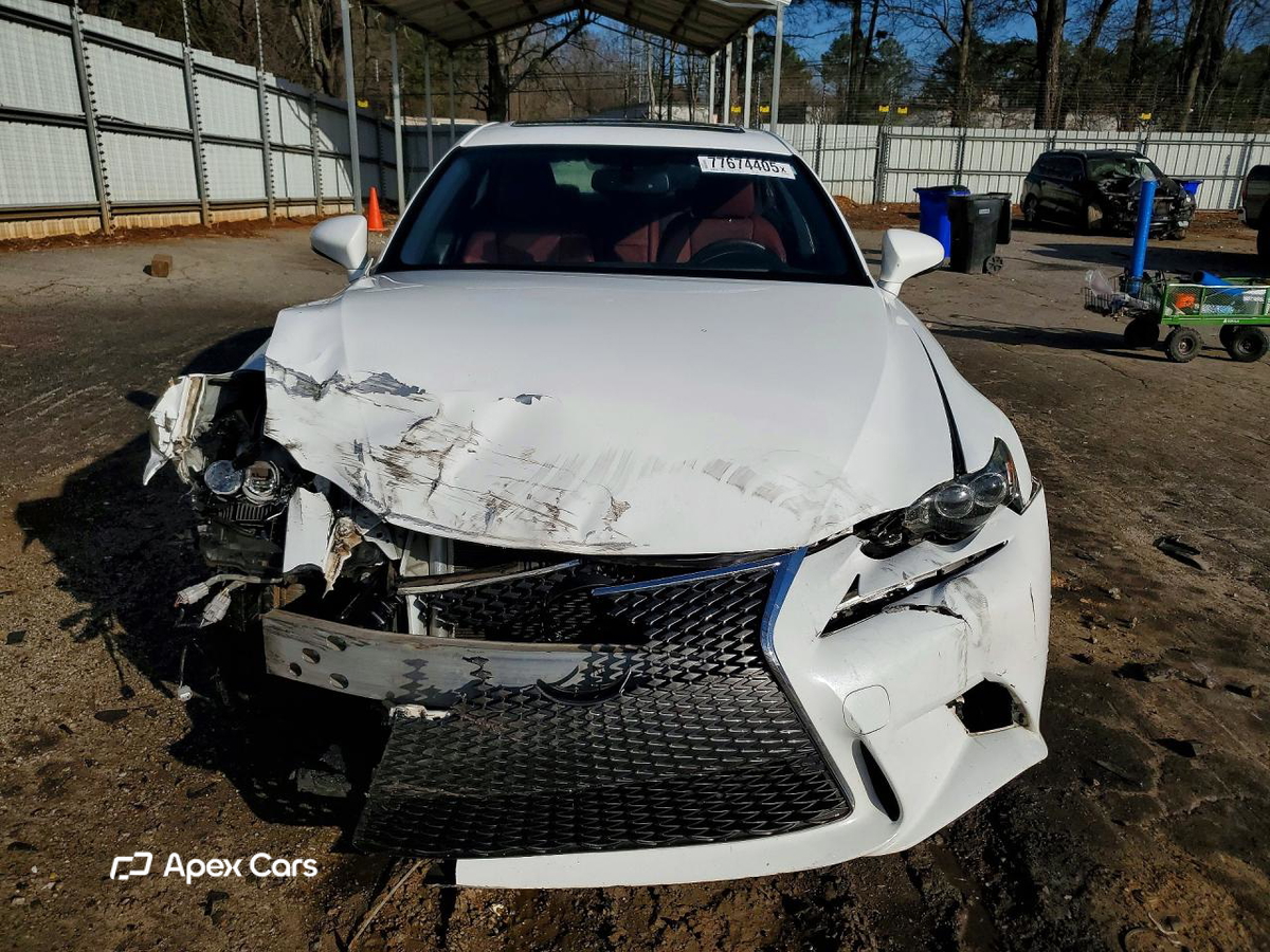 Lexus IS 2015