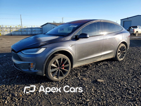 Tesla Model X 2016 - Image 1 of 13