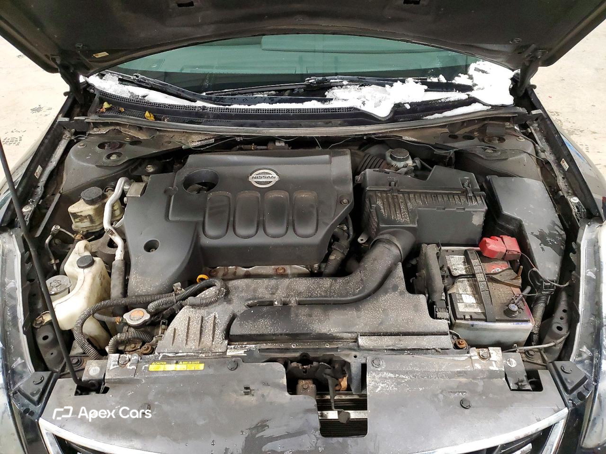 Nissan Altima 2012