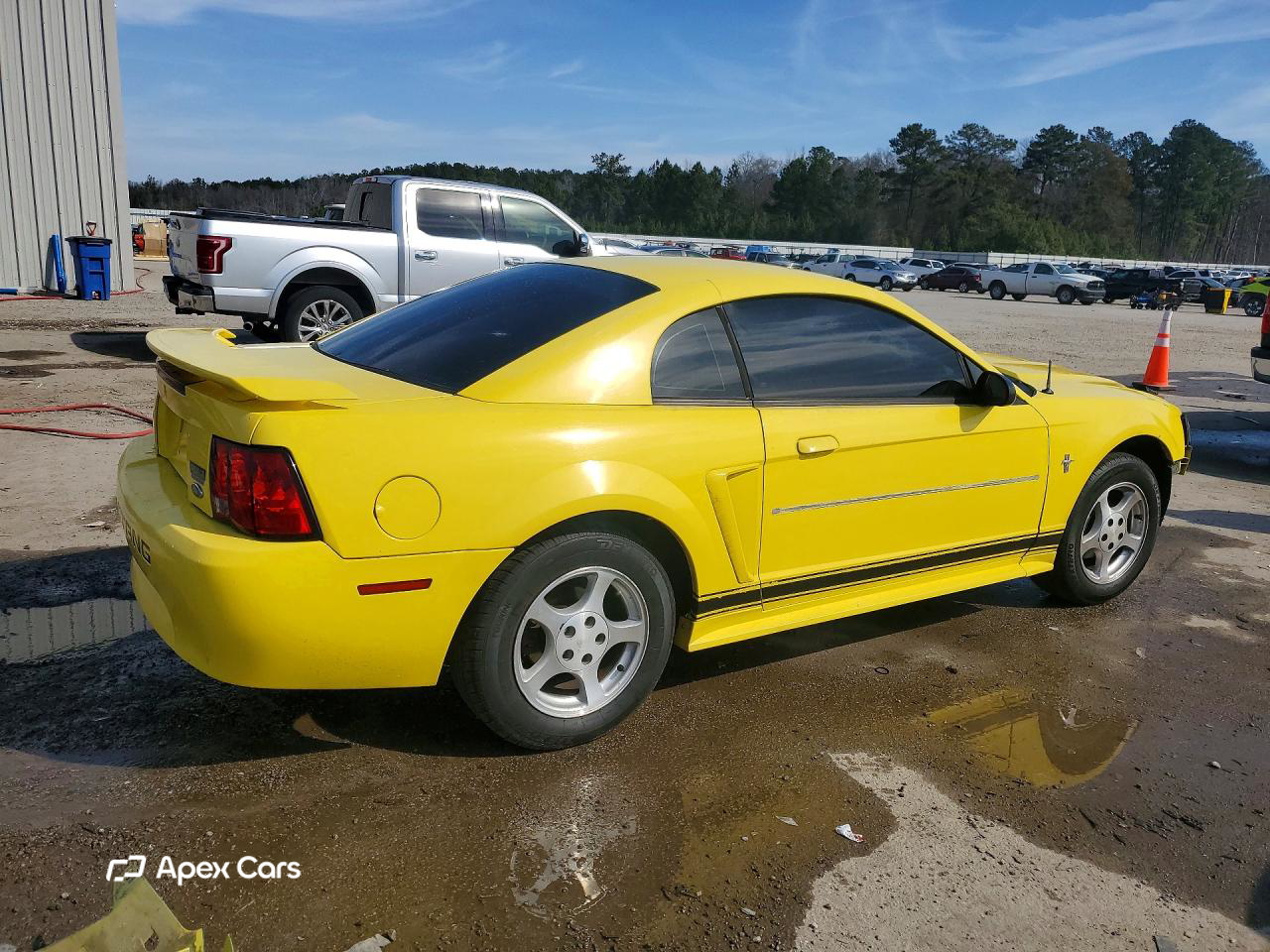 Ford Mustang 2003