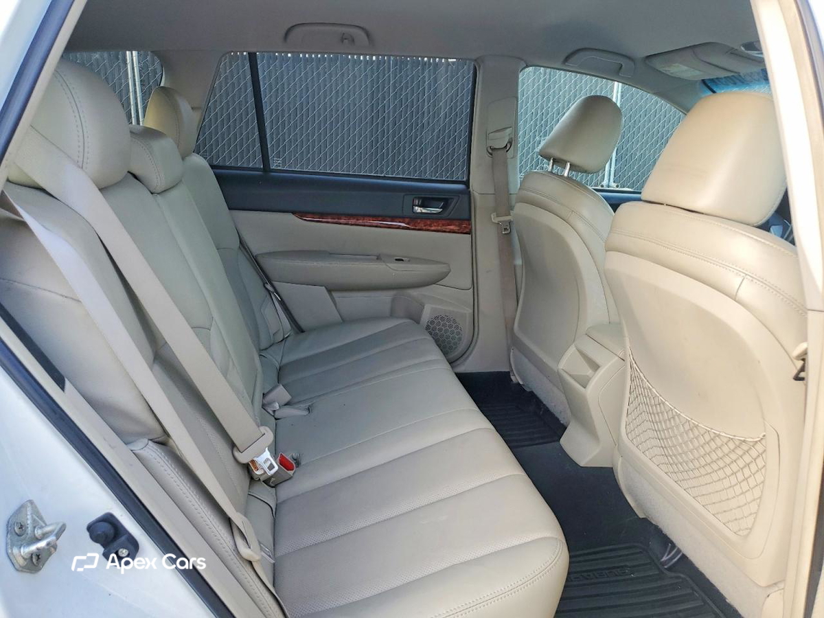 Subaru Outback 2010