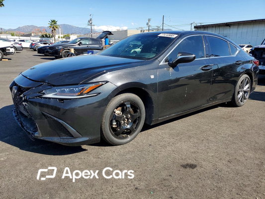 Lexus ES 2019 - Image 1 of 13