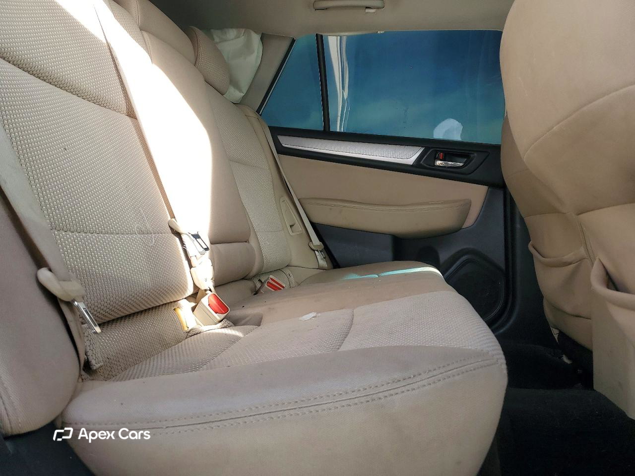 Subaru Outback 2016