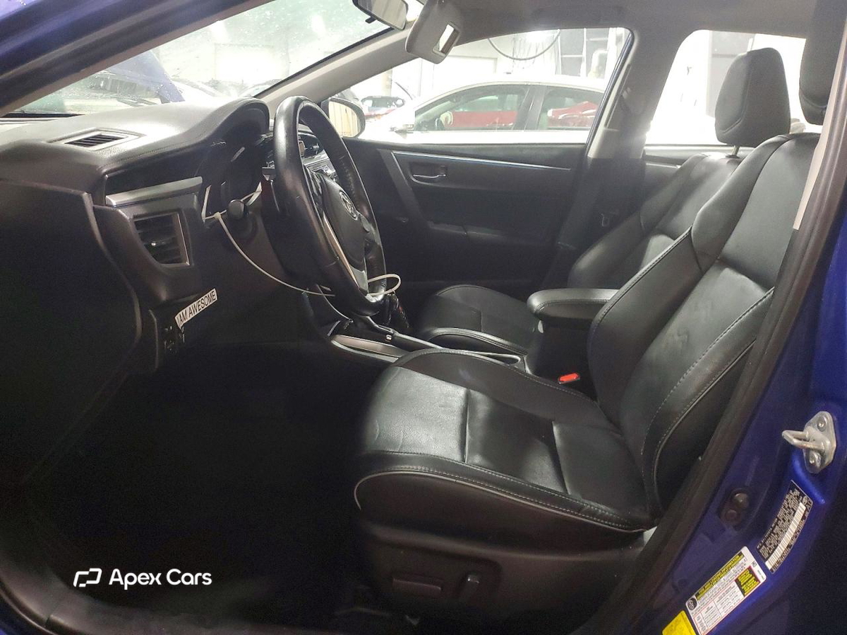 Toyota Corolla 2015