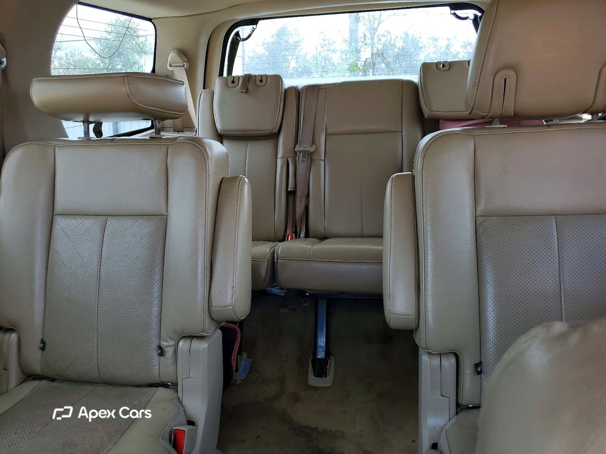 Ford Expedition 2011