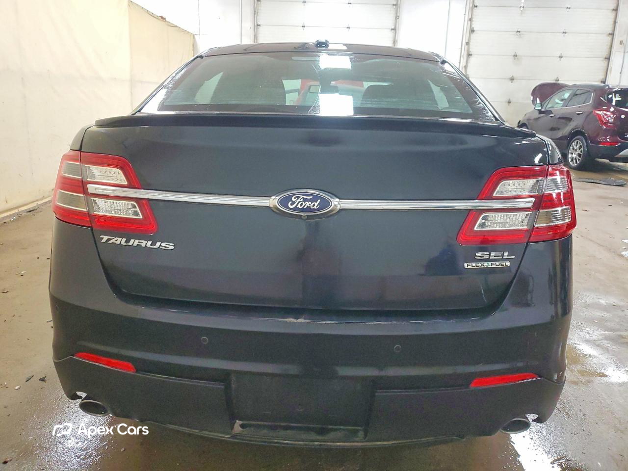 Ford Taurus 2015