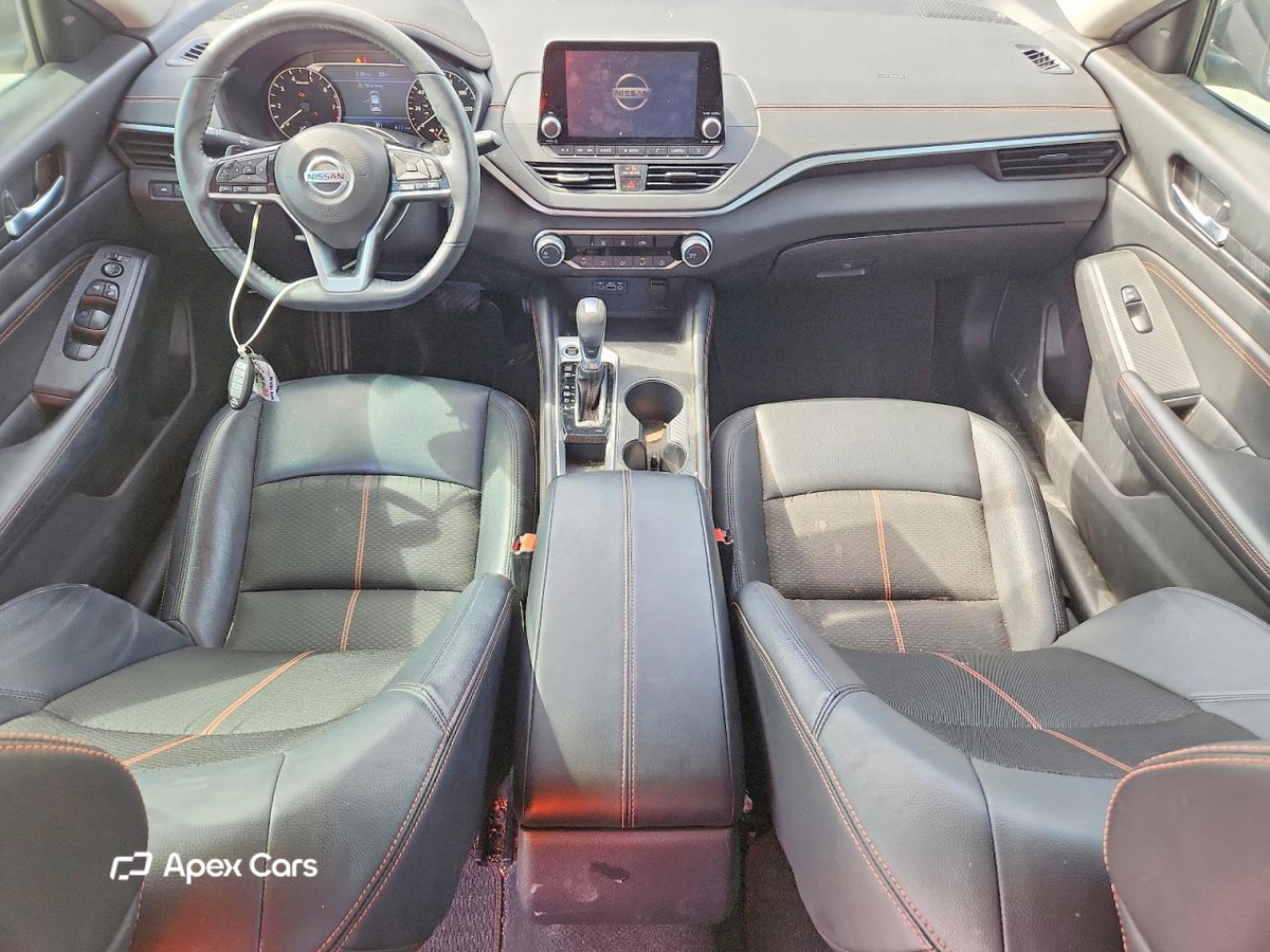 Nissan Altima 2020