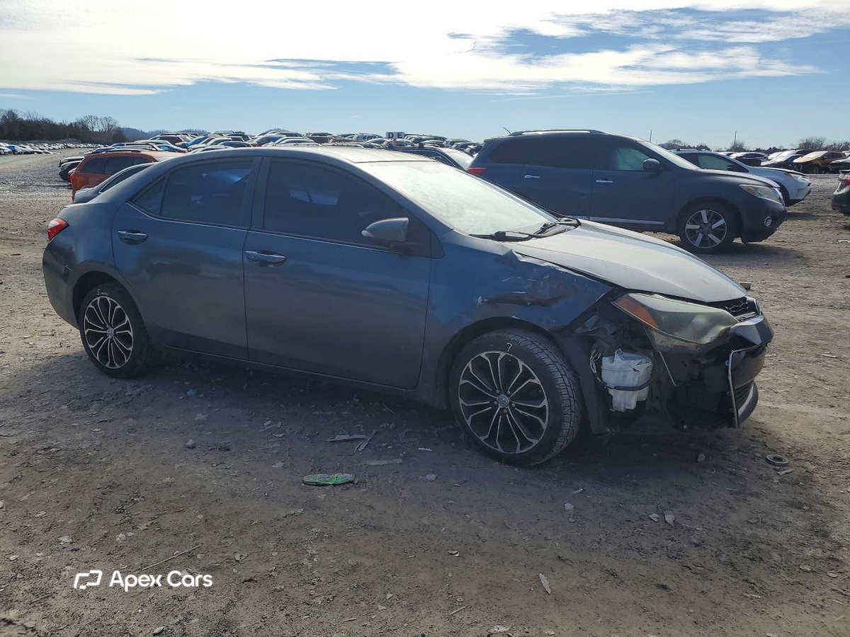 Toyota Corolla 2015
