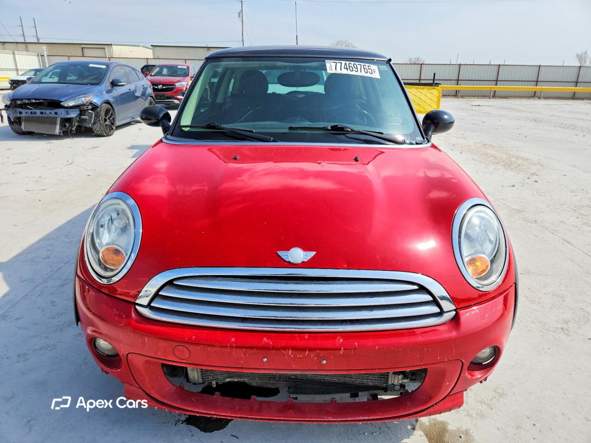 MINI Cooper 2011