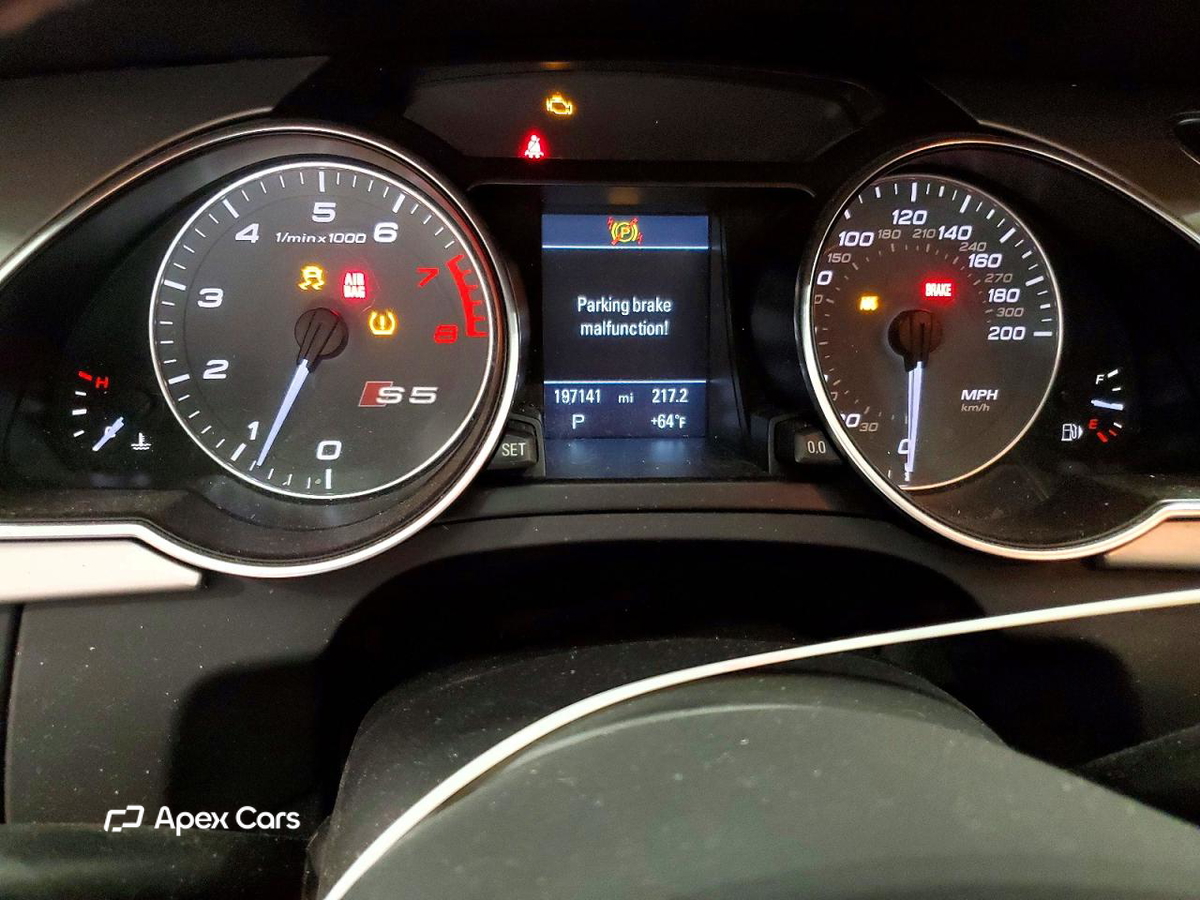 Audi RS5 2012