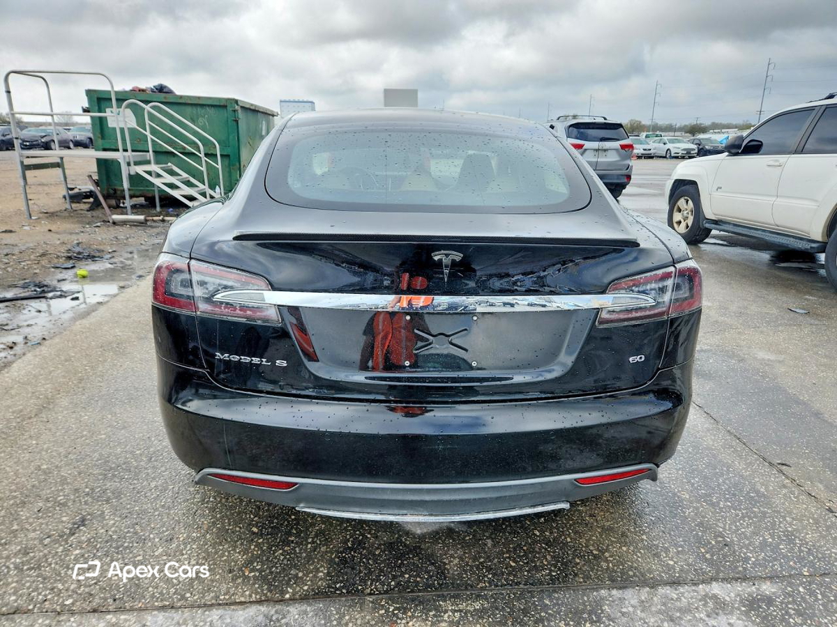 Tesla Model S 2014
