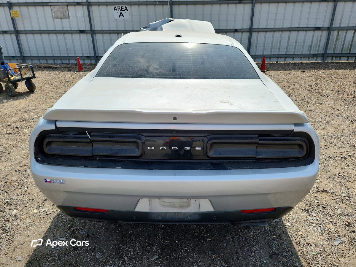 Dodge Challenger 2021
