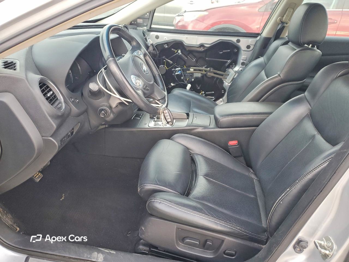 Nissan Maxima 2012