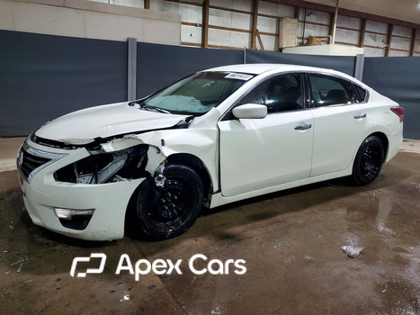 Nissan Altima 2015 - Image 1 of 12
