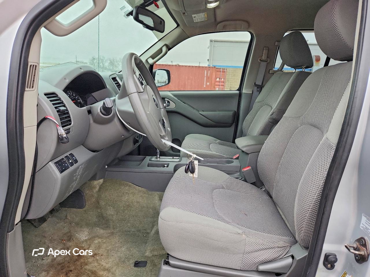 Nissan Navara (Frontier) 2013