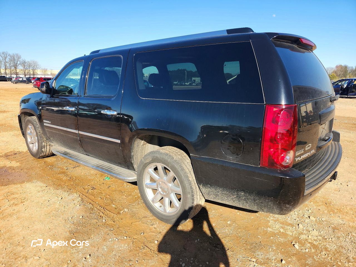 GMC Yukon 2011
