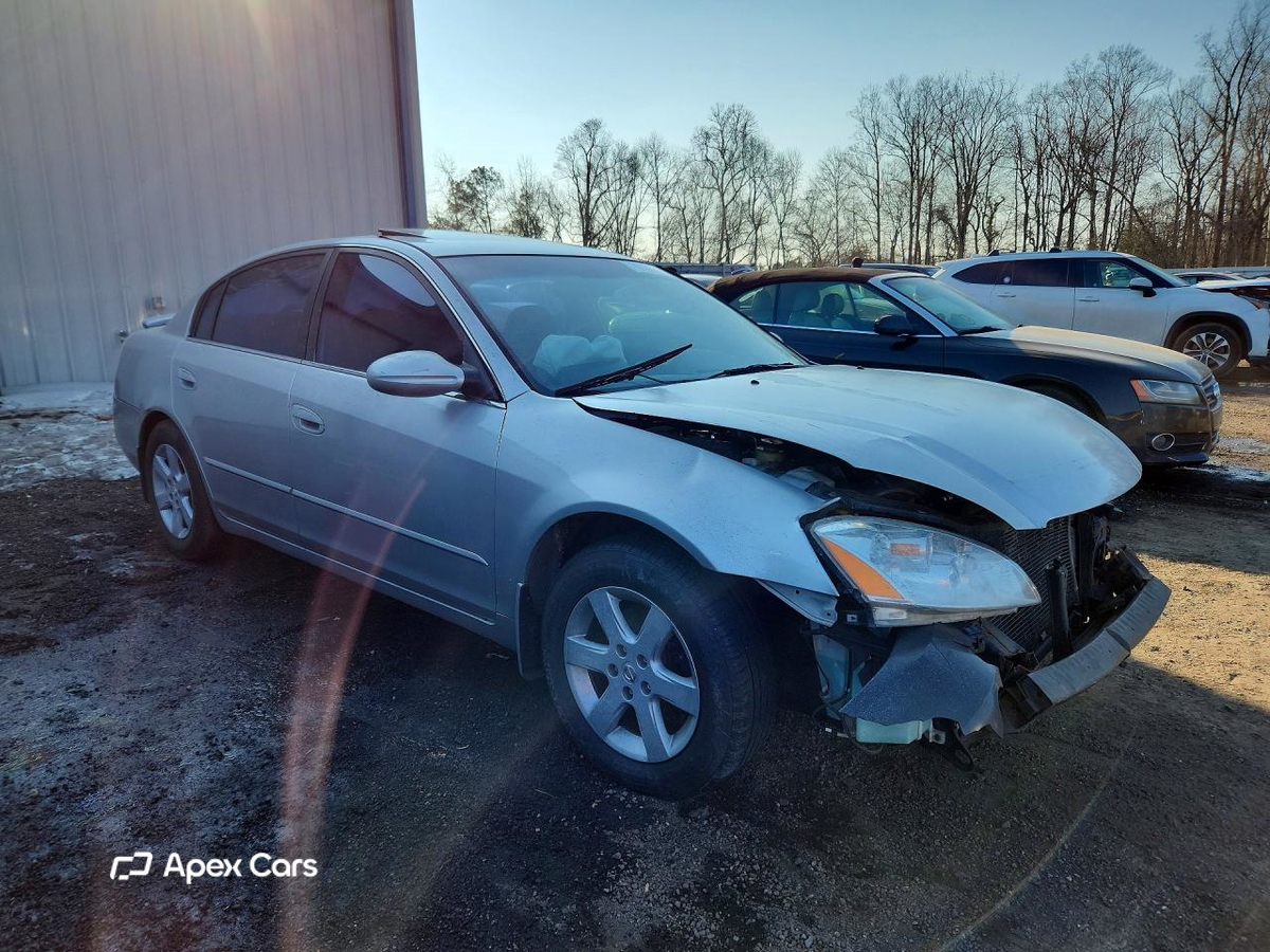 Nissan Altima 2003