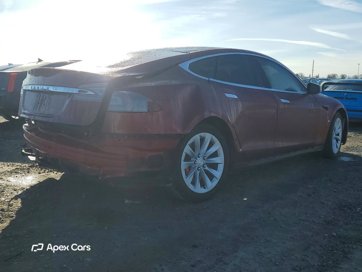 Tesla Model S 2014