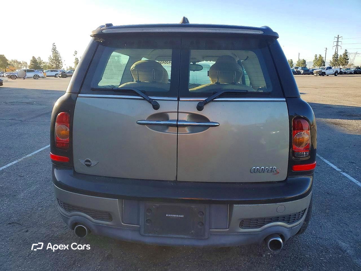 MINI Cooper 2010