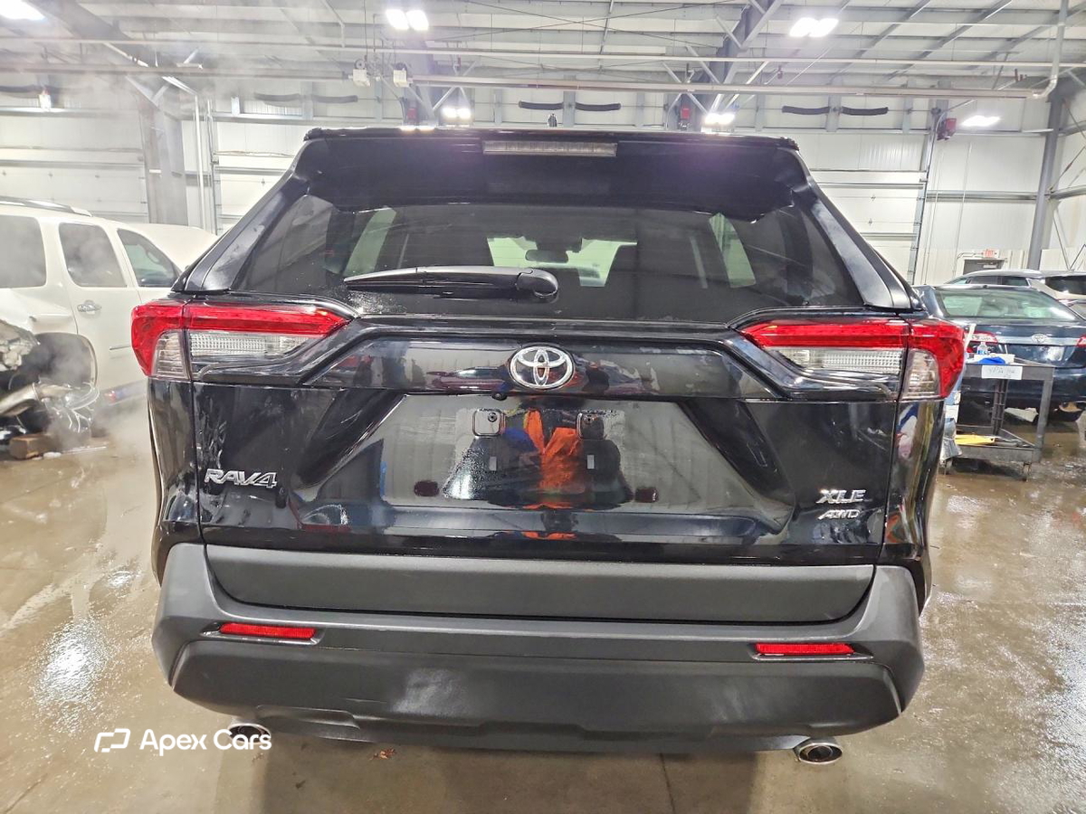 Toyota RAV 4 2025