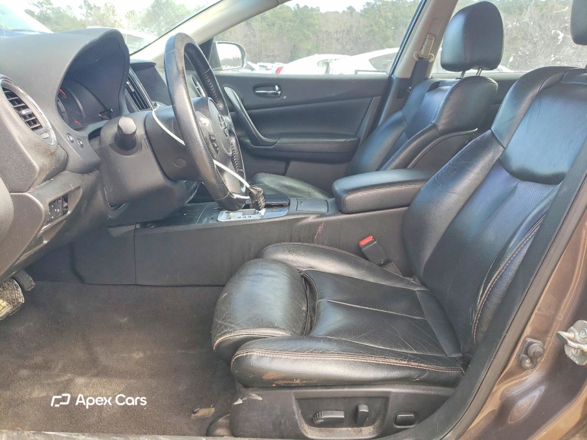 Nissan Maxima 2012
