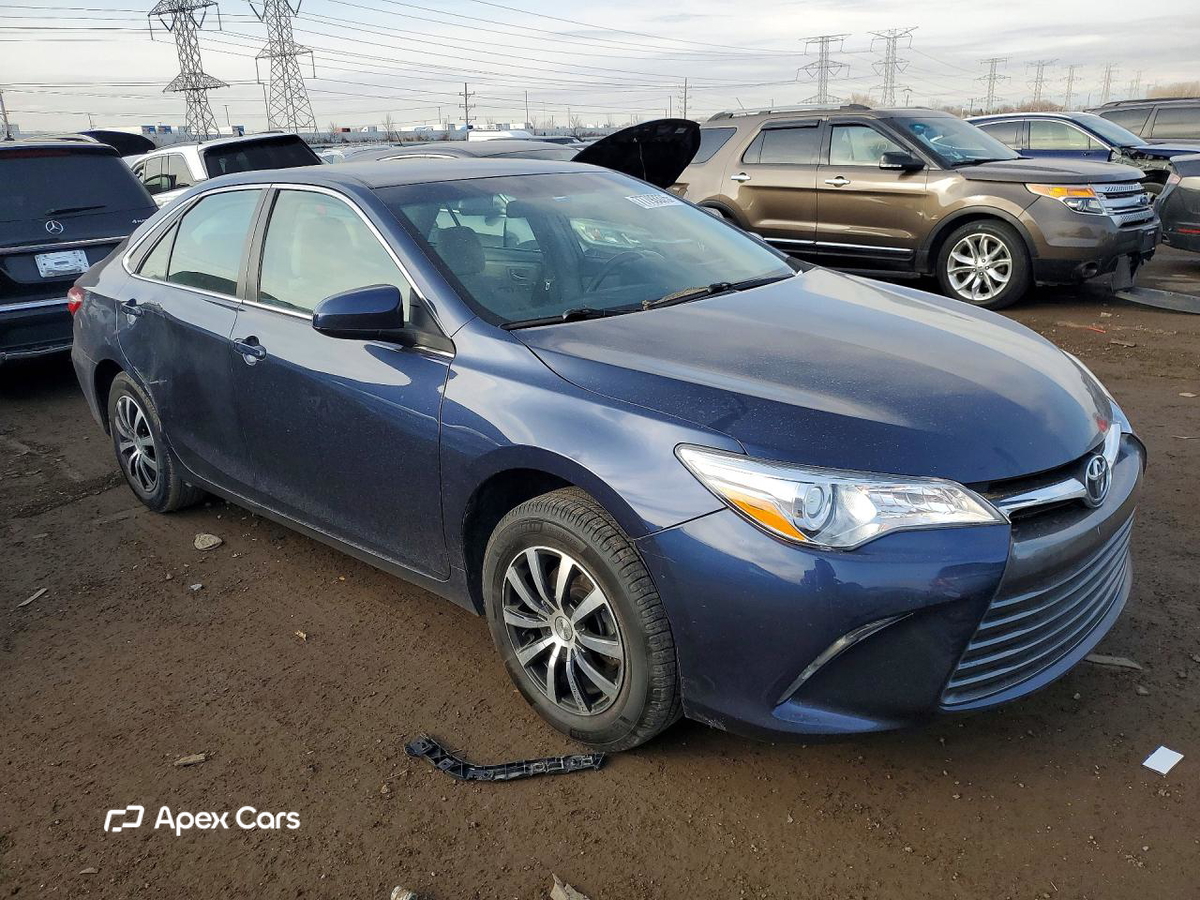 Toyota Camry 2015