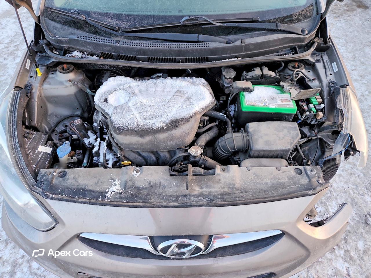 Hyundai Accent 2013