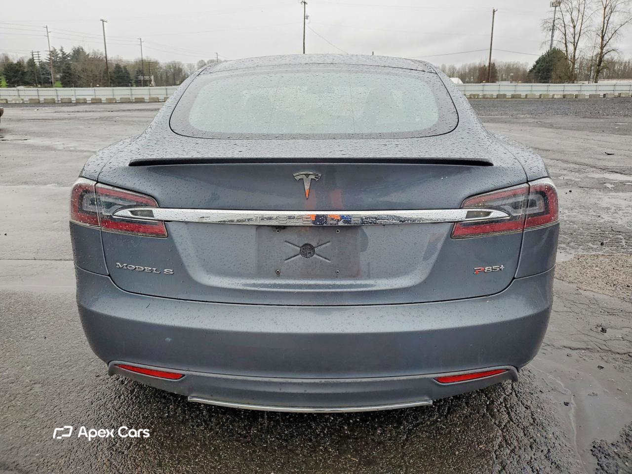 Tesla Model S 2013