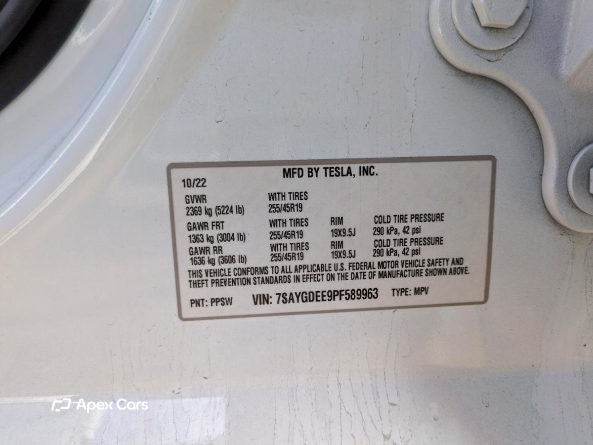Tesla Model Y 2023