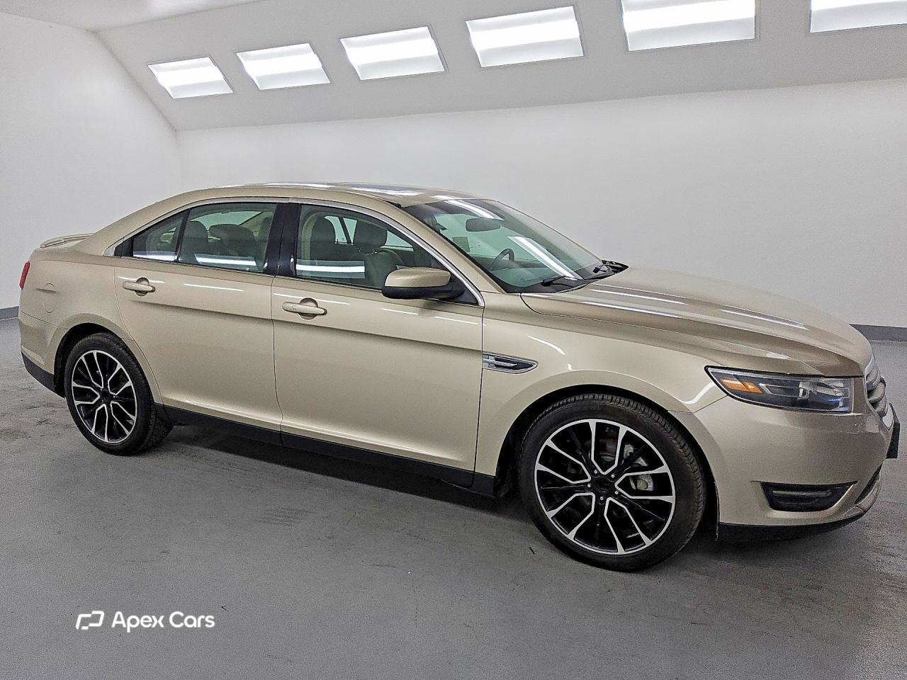 Ford Taurus 2017