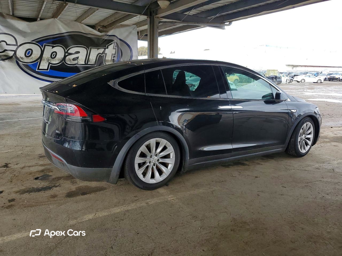 Tesla Model X 2016
