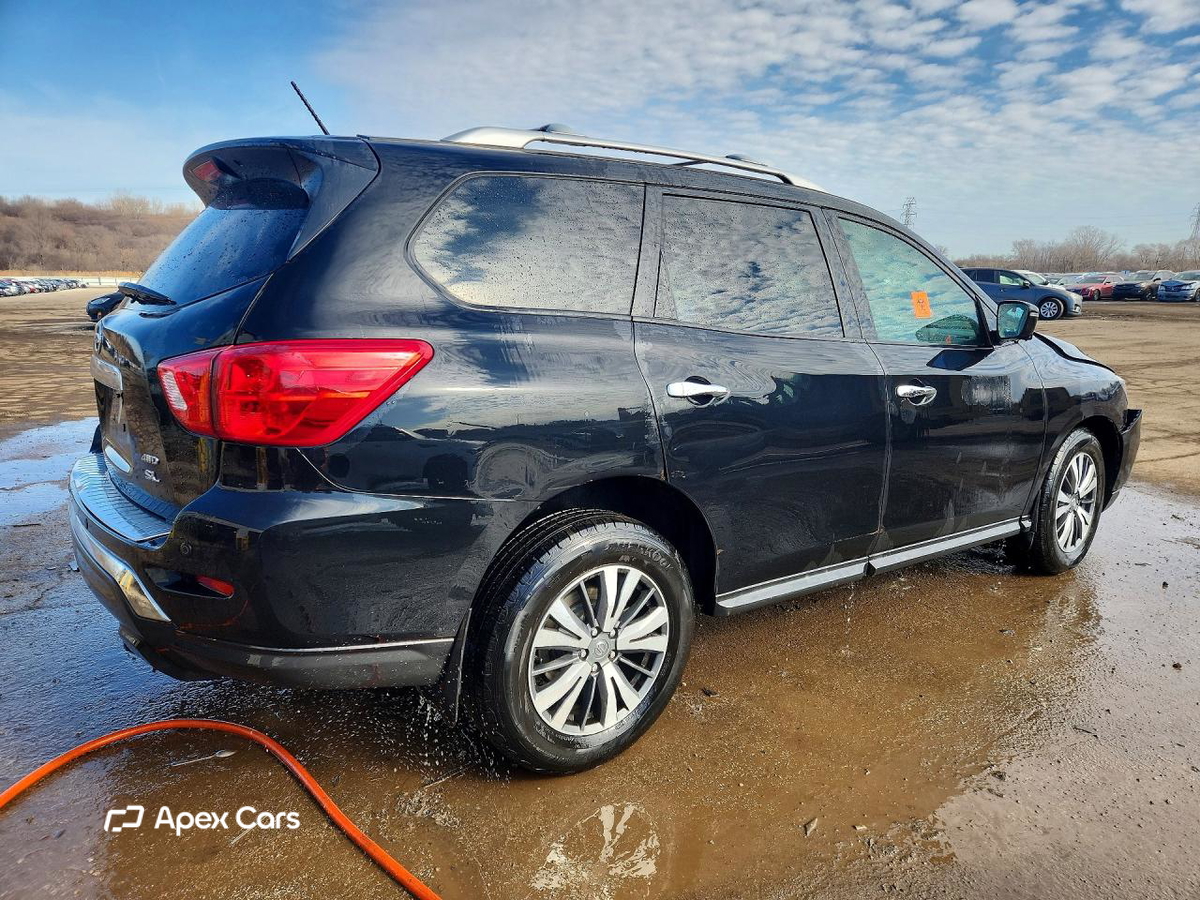 Nissan Pathfinder 2017