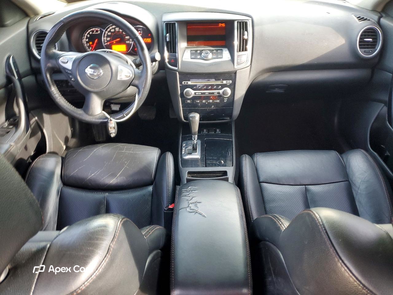 Nissan Maxima 2011