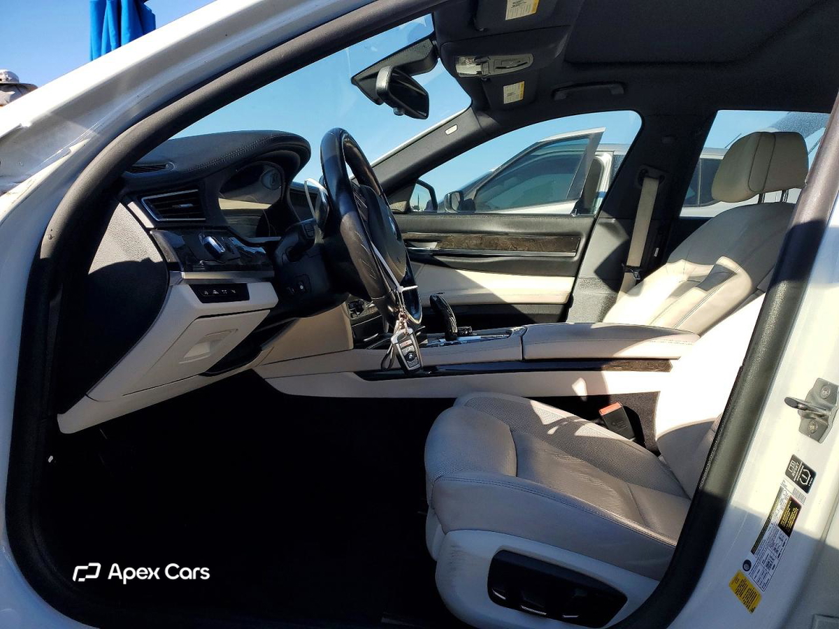 BMW Series 7 2014