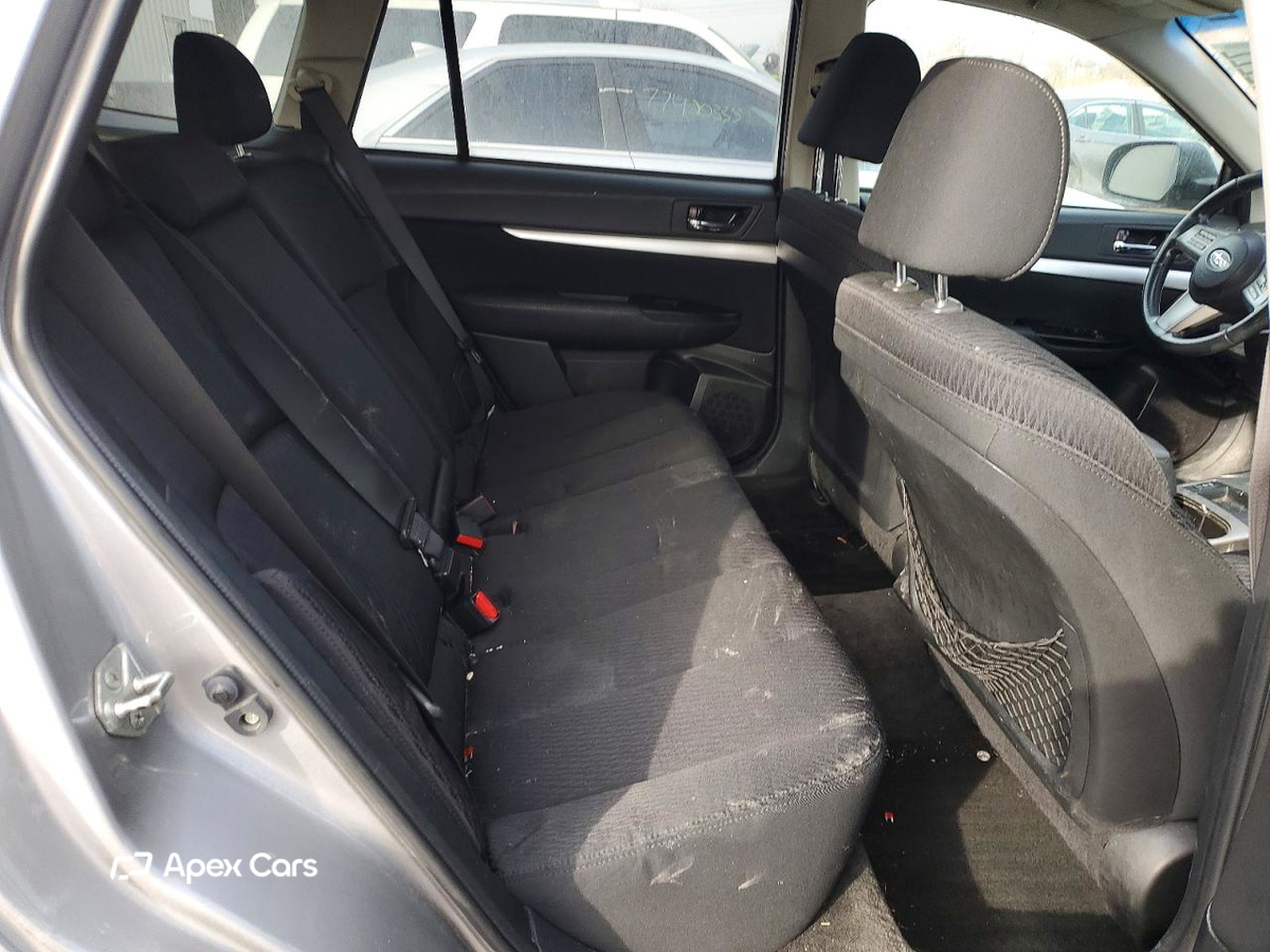 Subaru Outback 2011