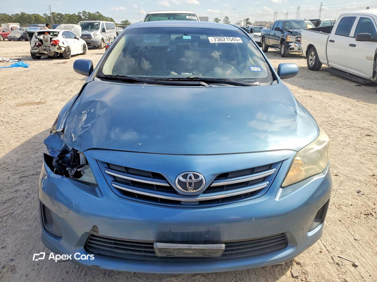 Toyota Corolla 2013