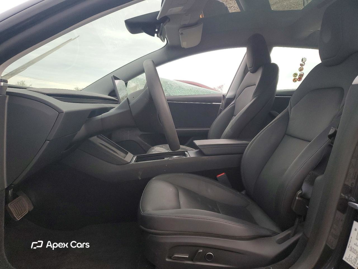 Tesla Model 3 2025