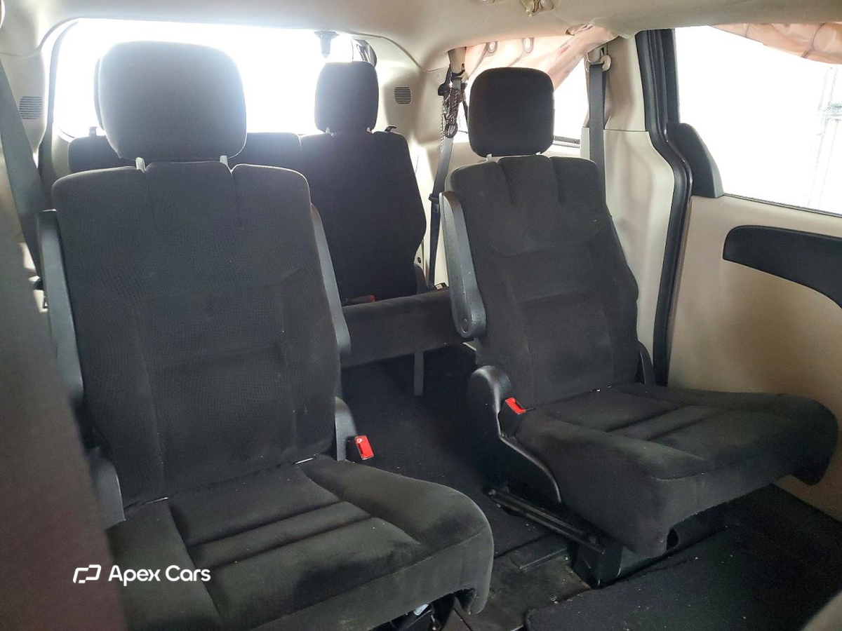 Dodge Caravan 2015