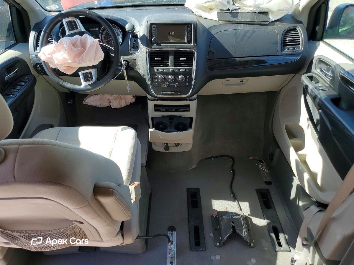 Dodge Caravan 2015