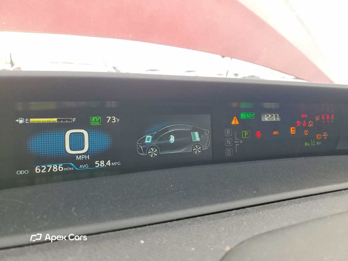 Toyota Prius 2021