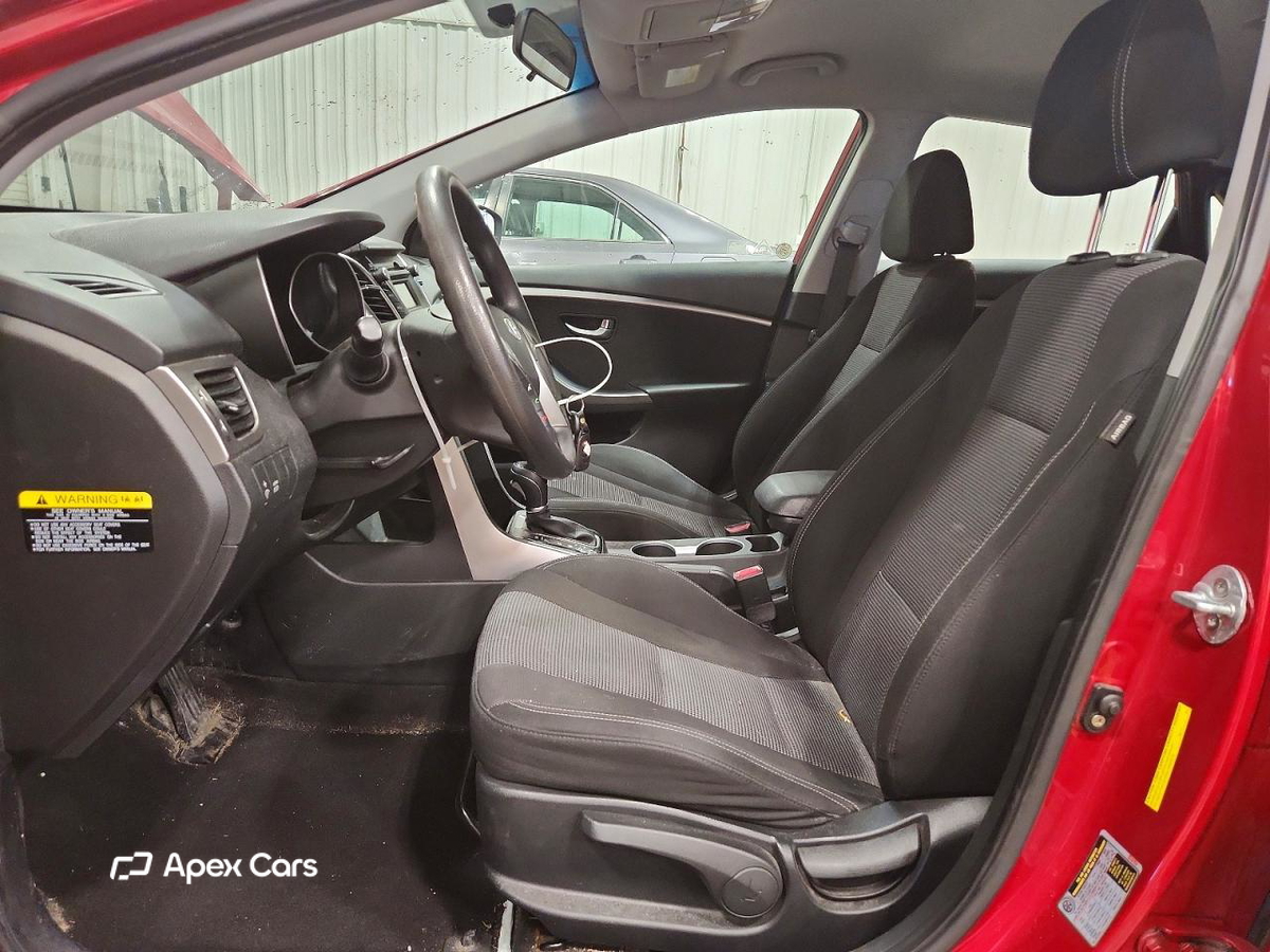 Hyundai Elantra 2016