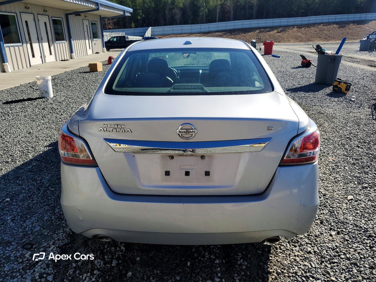 Nissan Altima 2015
