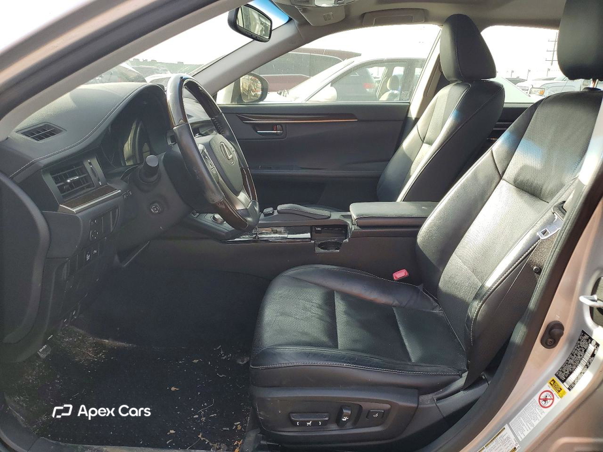 Lexus ES 2015