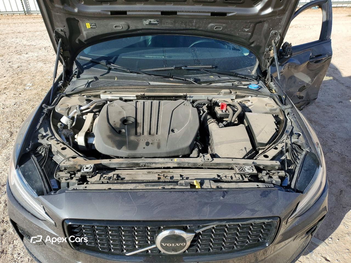 Volvo S60 2024